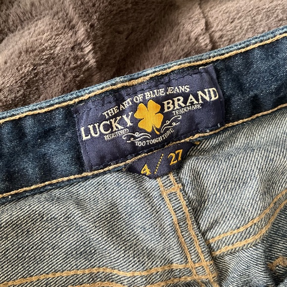 LUCKY BRAND Dark Distressed Denim - Picture 5 of 5